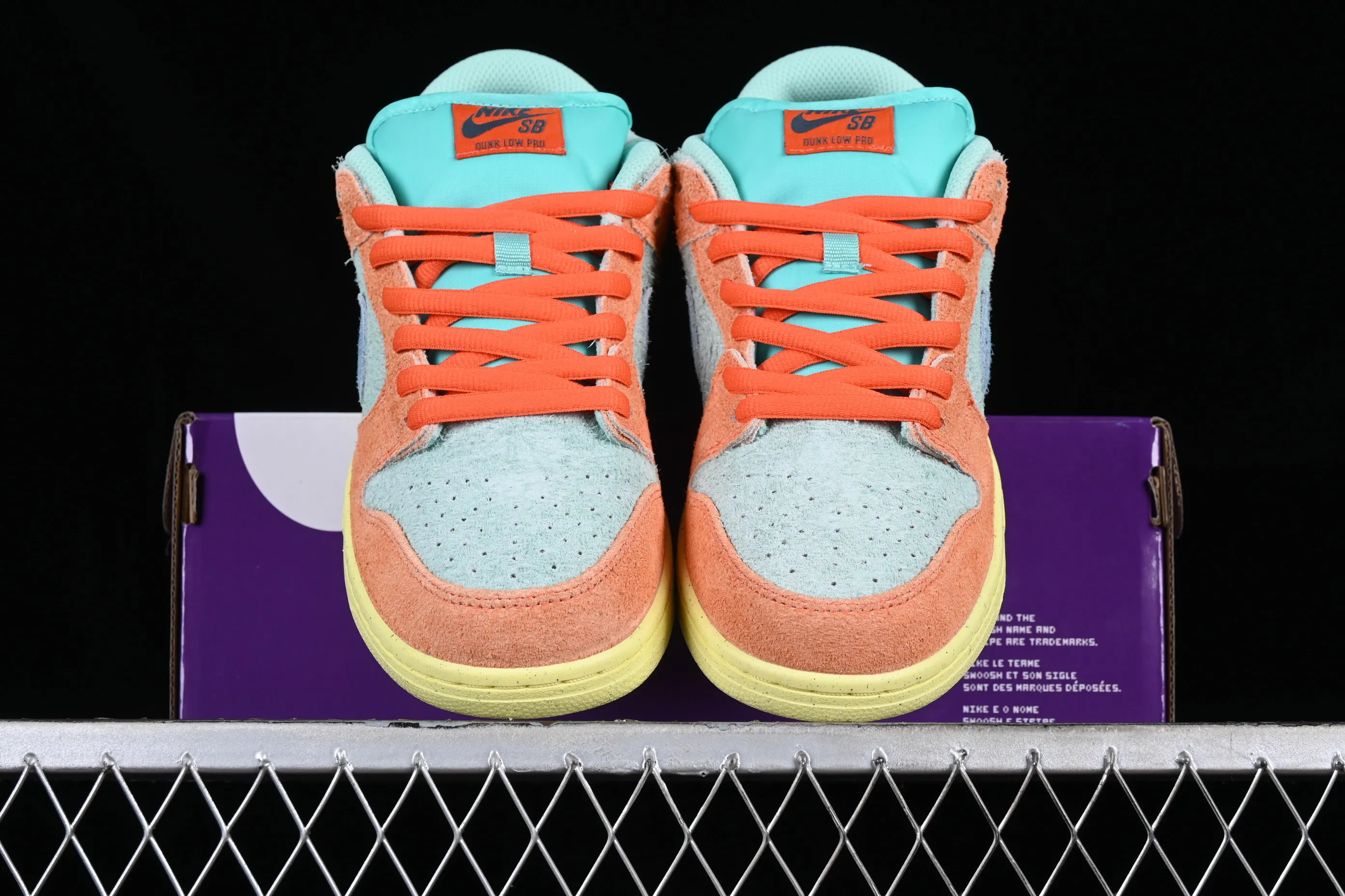 All Categories Nk SB Dunk Series Nk SB Dunk Low Low-top Sneakers Nk SB Dunk "Noise Aqua" Tropical Fruit Pie Dunk Series Retro Low-top Casual Skateboard Shoes DV5429-800